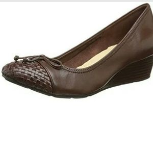 Cole Haan Tali Lace Weave Cap Toe Wedge Pumps 10